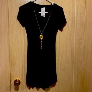 Little black dress w/ necklace